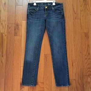American Eagle S4 Skinny Short Jeans